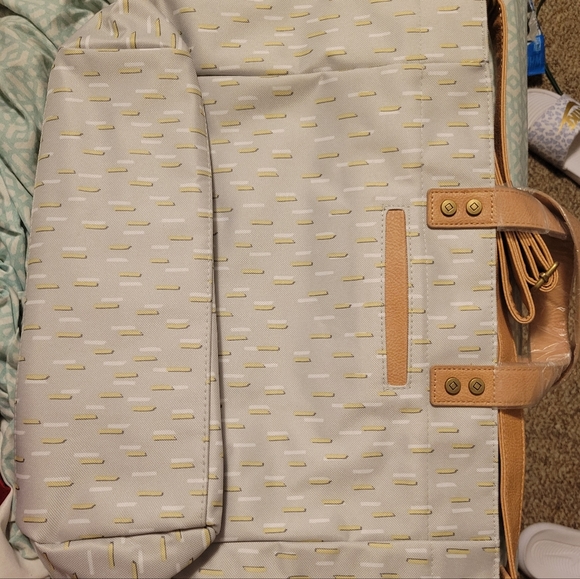 Thirty-One step up tote - Picture 2 of 3